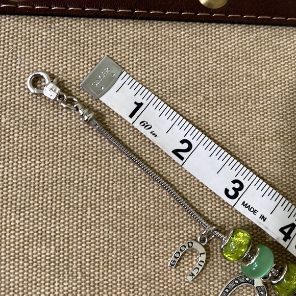 Lucky 🍀 Charm Handmade Silver Tone and Green Bracelet - Picture 7 of 7
